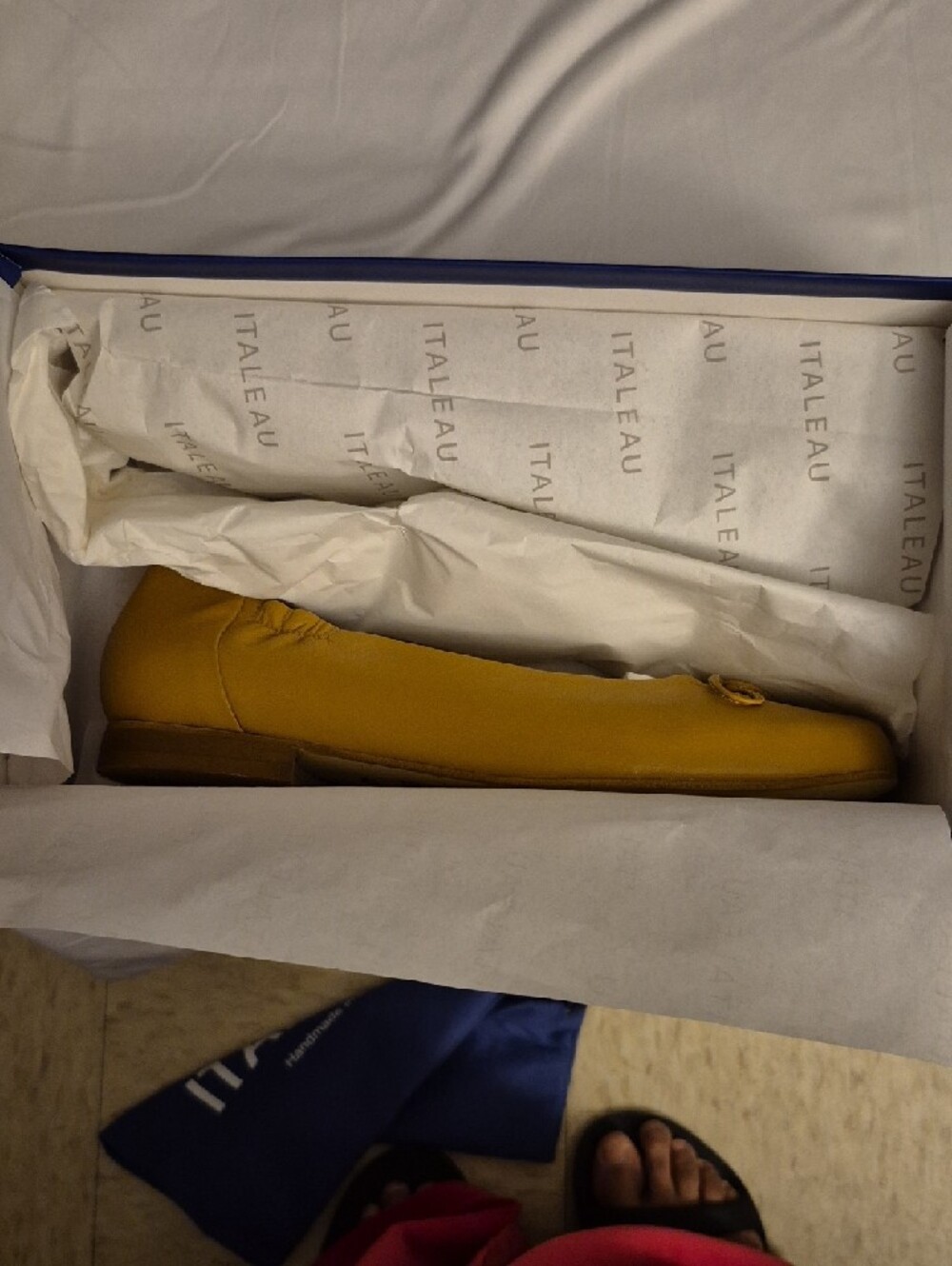 ITALEAU Women's Mustard Leather Ballet Flats - Picture 7 of 9